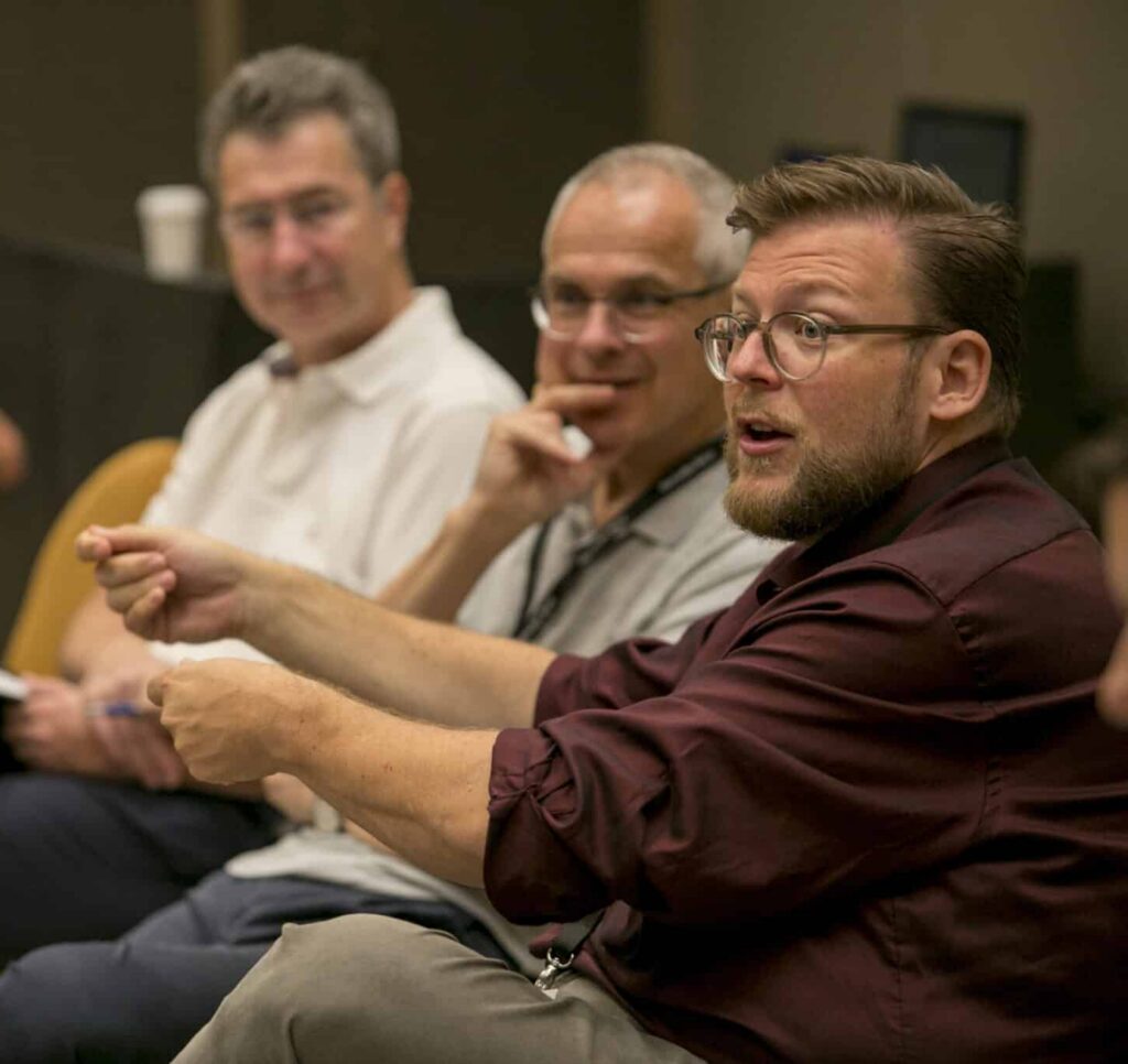 Sam Mueller exceptionally facilitates.